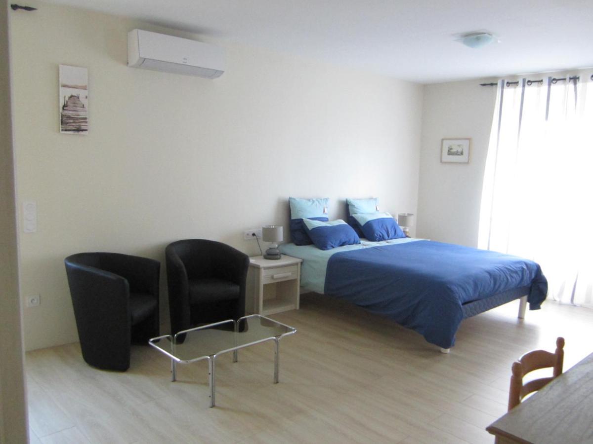 Bed and Breakfast Les Cagouilles Virson Экстерьер фото
